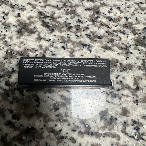 NARS Power-matte Lipstick - Picture 2 of 3